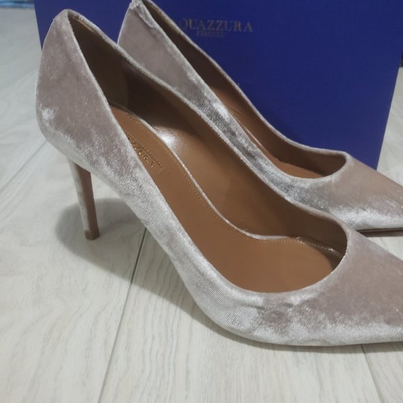 ❌SOLD❌ Aquazzura Simply Irresistible Velvet Pumps - Picture 5 of 6